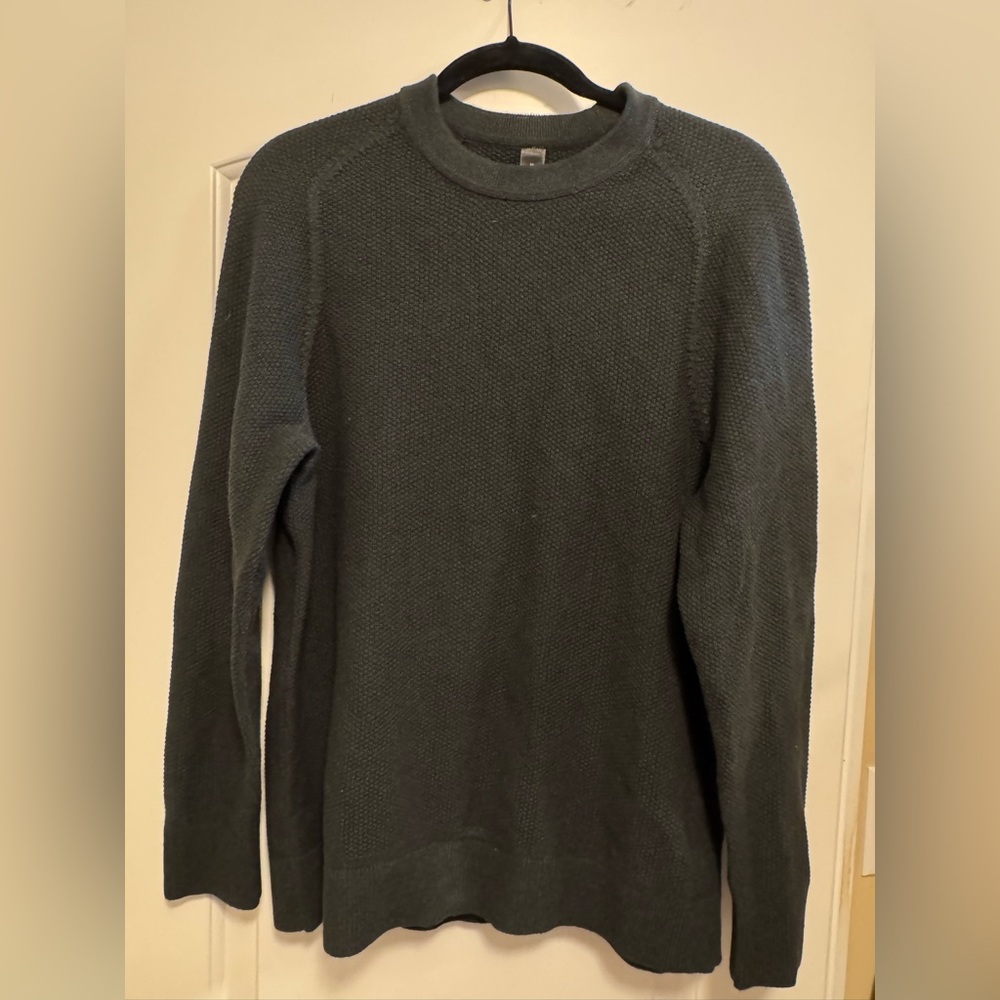 Men's Dark Green Lululemon Sweater